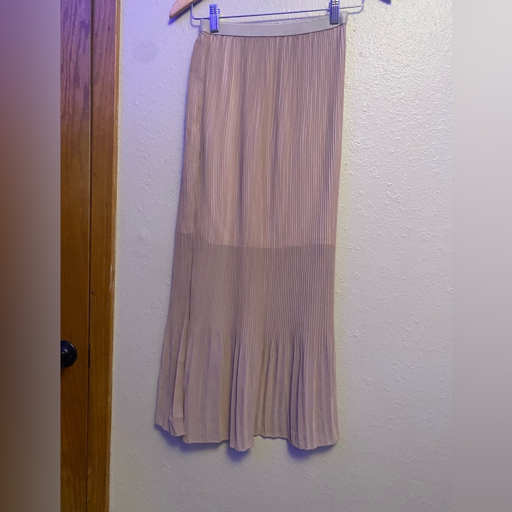 Long skirt